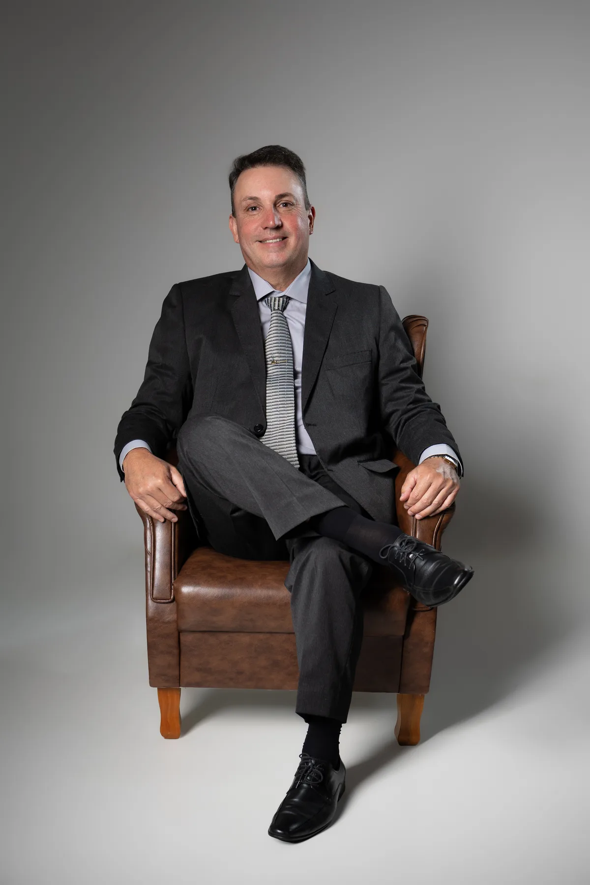 Leandro Menezes Simões